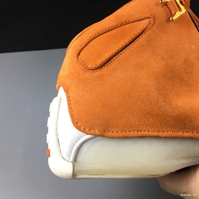 AA2494-801 Jordan  Campfire 18 Retro Orange 0420